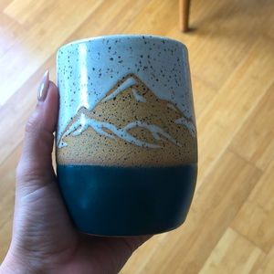 2232 Ceramics Handmade Mountain Mug